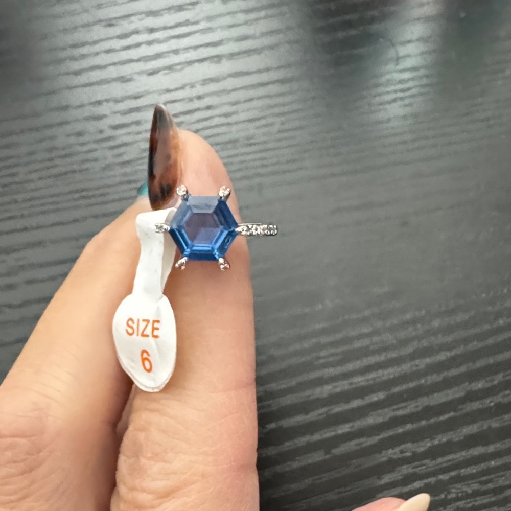 Elegant Blue Gemstone Silver Ring